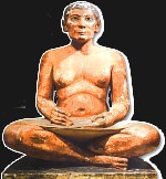 scribe accroupi
